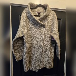 NWT Women's leopard print size 2XL sweater